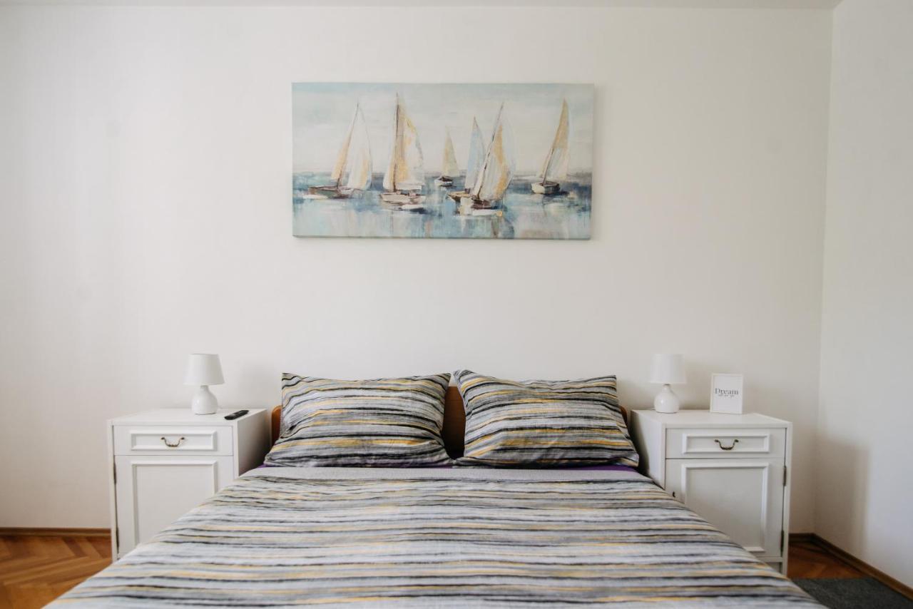 Sunnynest Apartment - 3Br Apt With Free Parking & Wi-Fi, Close To Lapad Bay Beach 두브로브니크 외부 사진