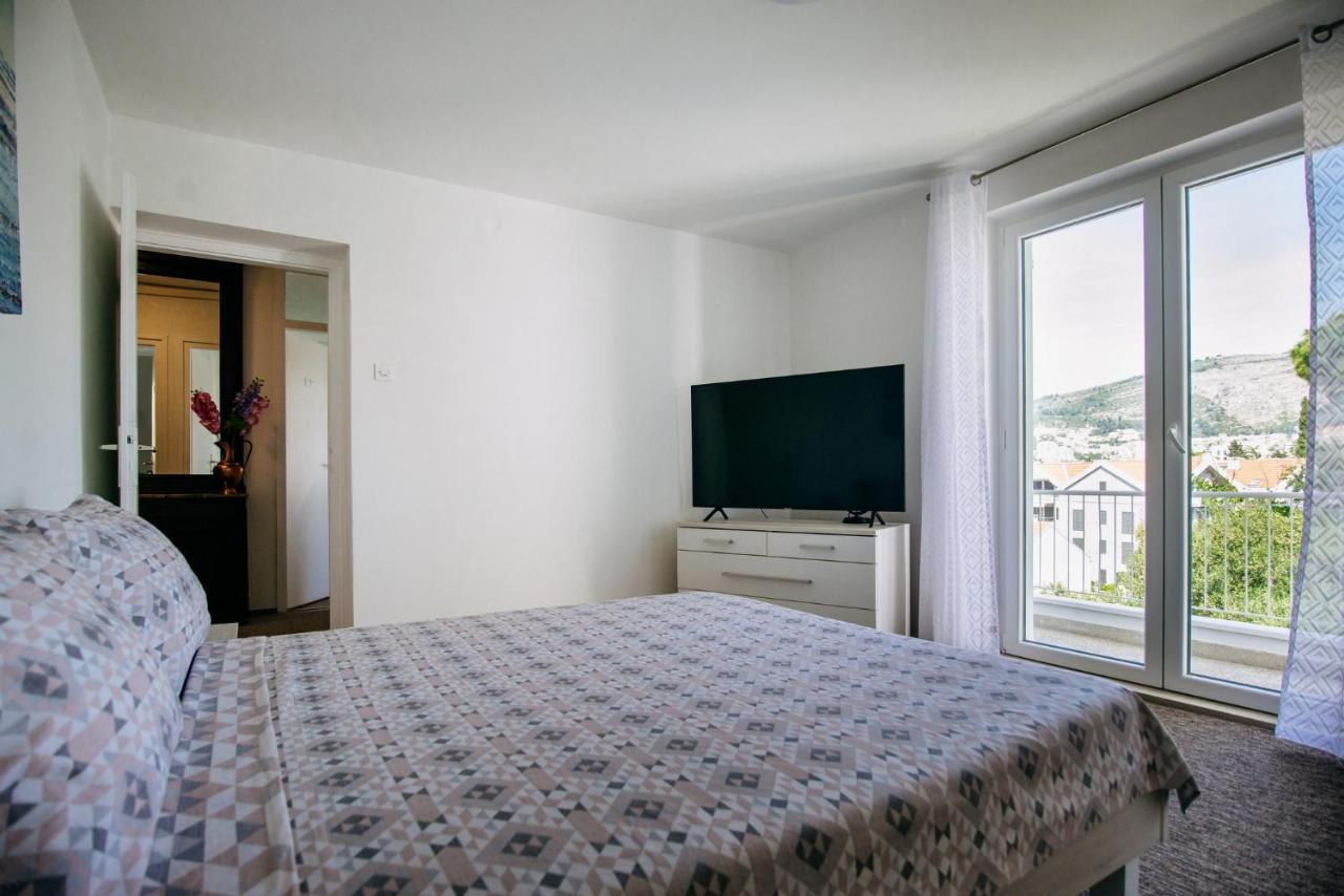 Sunnynest Apartment - 3Br Apt With Free Parking & Wi-Fi, Close To Lapad Bay Beach 두브로브니크 외부 사진