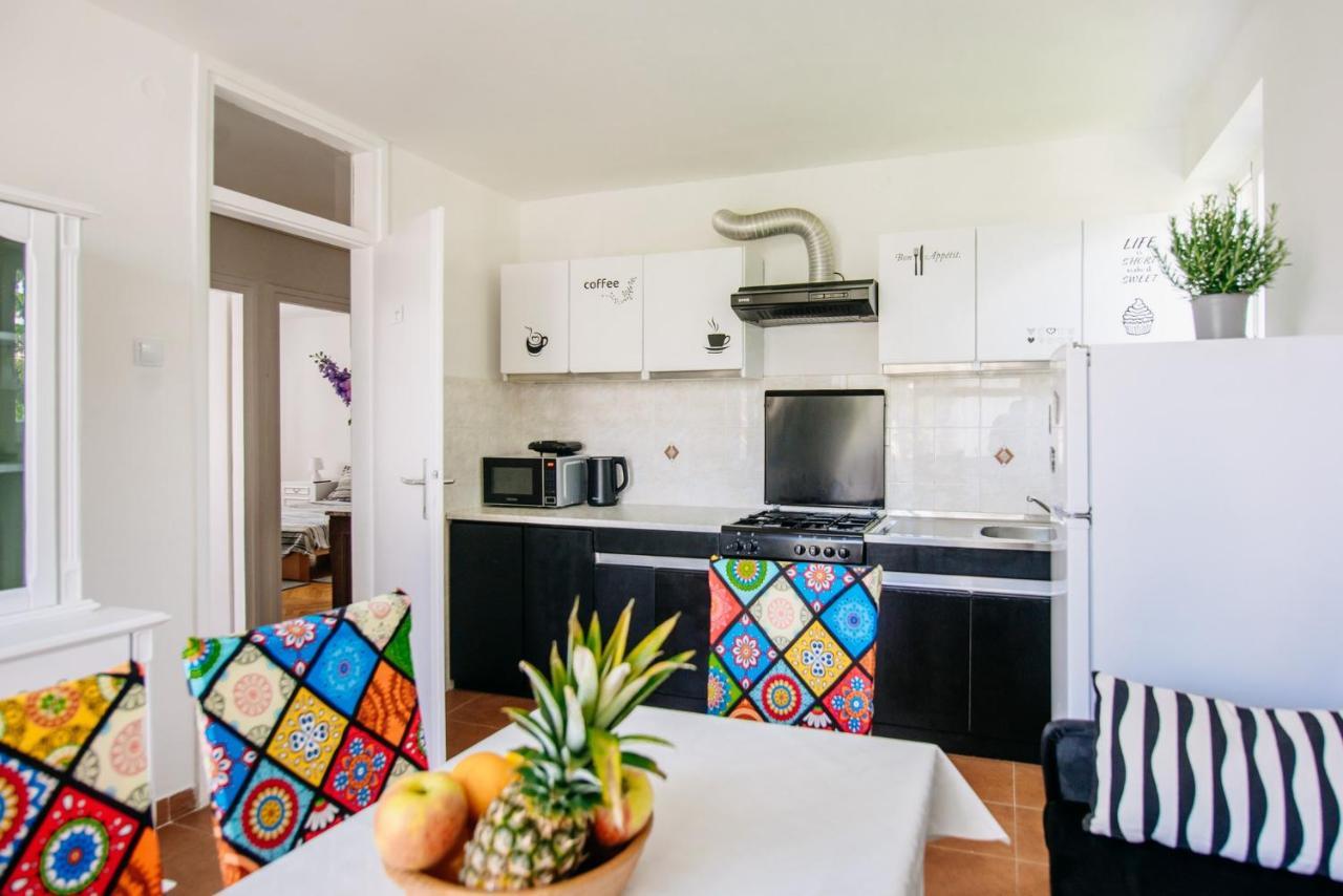 Sunnynest Apartment - 3Br Apt With Free Parking & Wi-Fi, Close To Lapad Bay Beach 두브로브니크 외부 사진